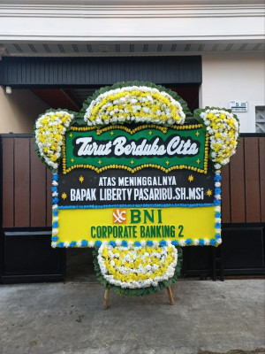 Papan Bunga Duka di Kampung Baru Nan Xx