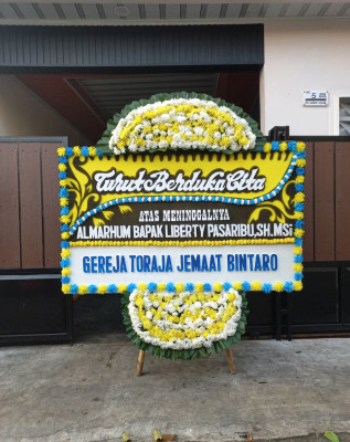 Papan Bunga Duka di Kampung Baru Nan Xx
