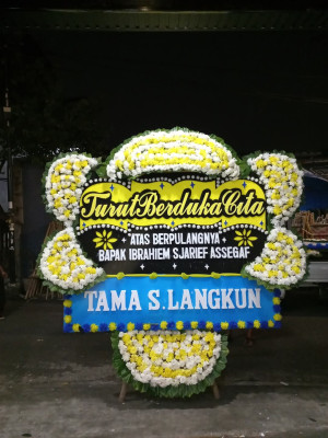 Papan Bunga Duka di Kampung Baru Nan Xx